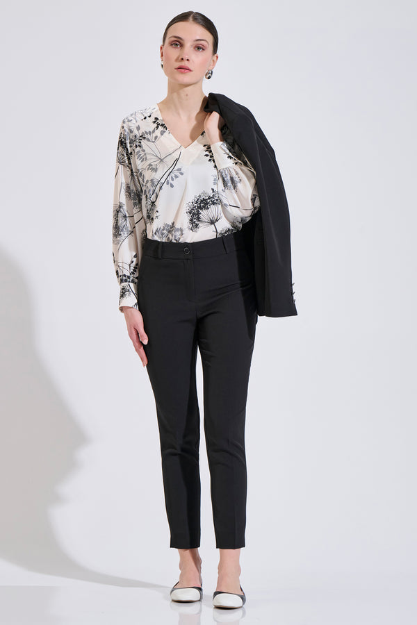 Straight-leg trousers with front fastening and crease detail