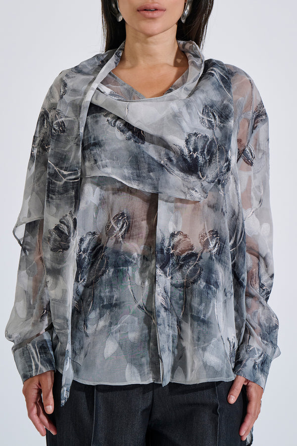 Printed shirt with tie detail