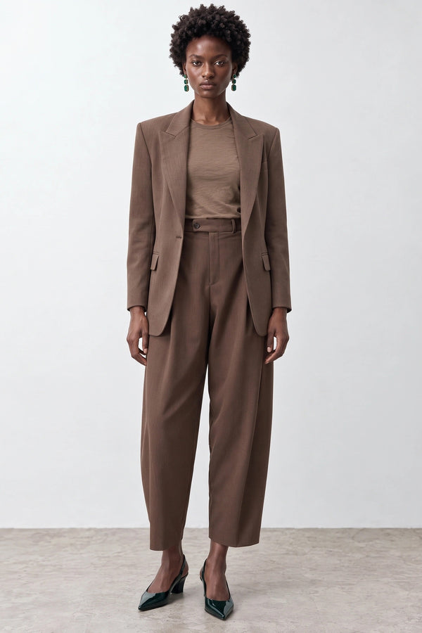 Pleated trousers