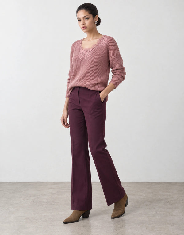 Knitted top with lace